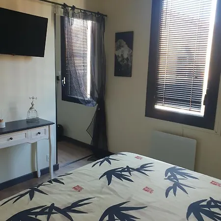 Chaleureux F2 - Proche Mer-terrasse - Entierement Equipe-linge Maison -canet 66