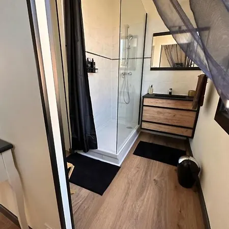 Apartment Chaleureux F2 - Proche Mer-terrasse - Entierement Equipe-linge Maison -canet 66 Canet-en-Roussillon